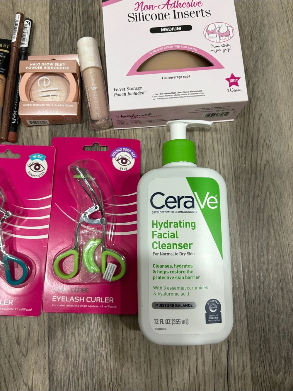 Brand new bundle of cosmetic products